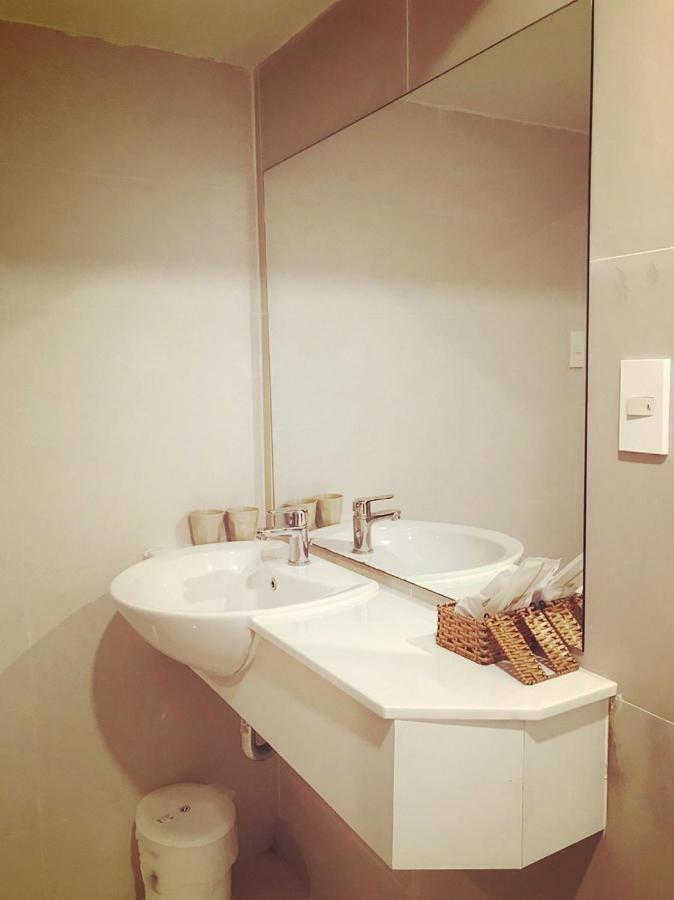 Simmi 5 Hotel & Apartment Hô Chi Minh-Ville Extérieur photo